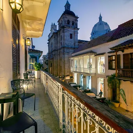 San Pedro Claver Luxury In The Walled Apartment