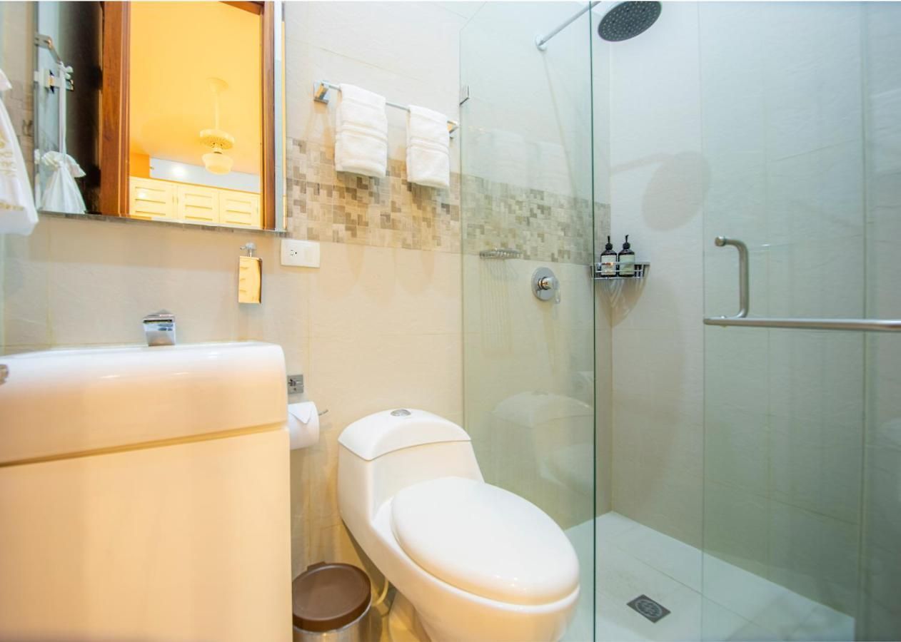 San Pedro Claver Luxury In The Walled Apartment Cartagena
