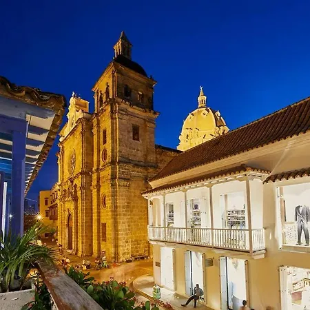 San Pedro Claver Luxury In The Walled Apartamento